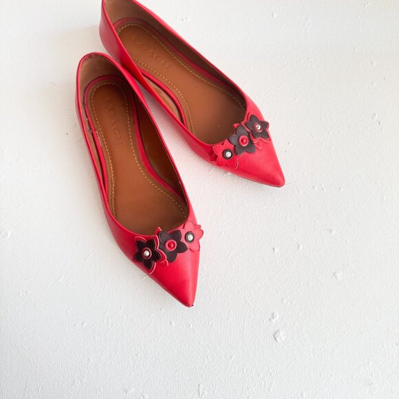 Coach Tea Rose Red Leather Floral Pointy Toe Flats 7.5 - Picture 3 of 10